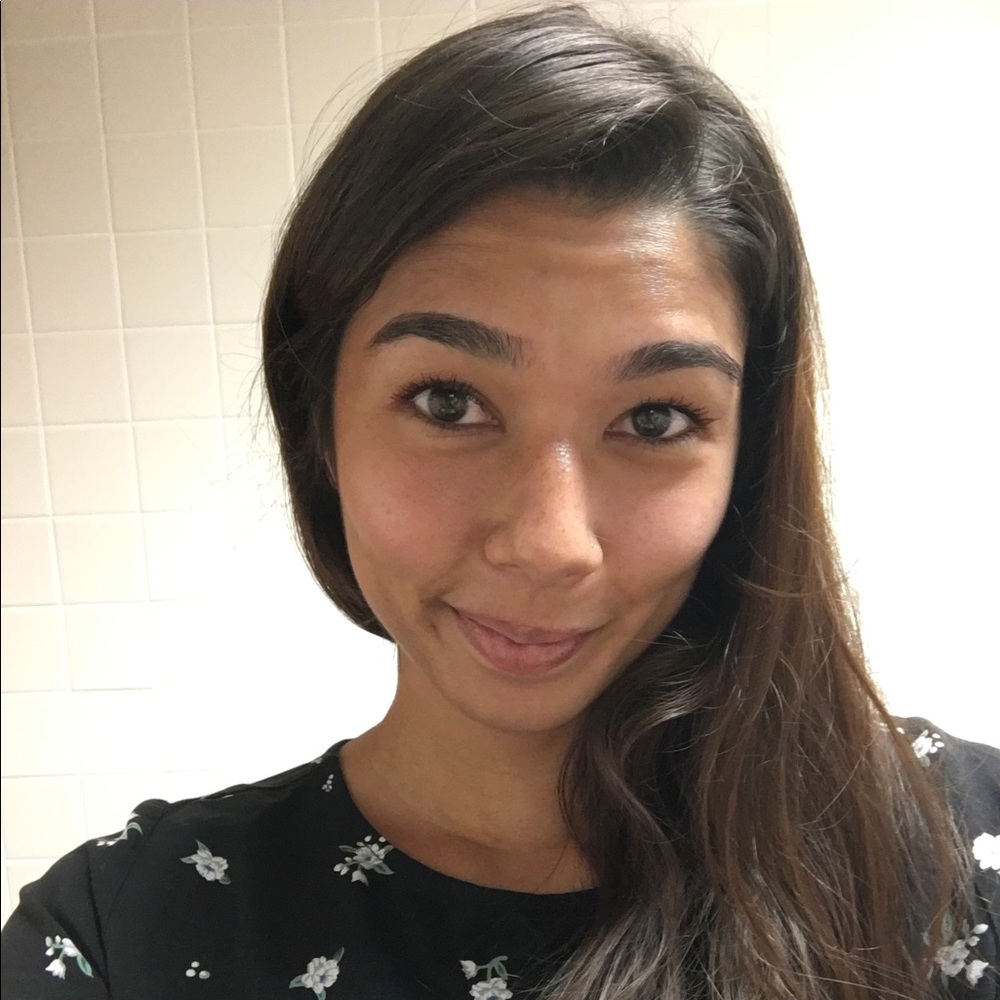 Meet your Posher, Lauren